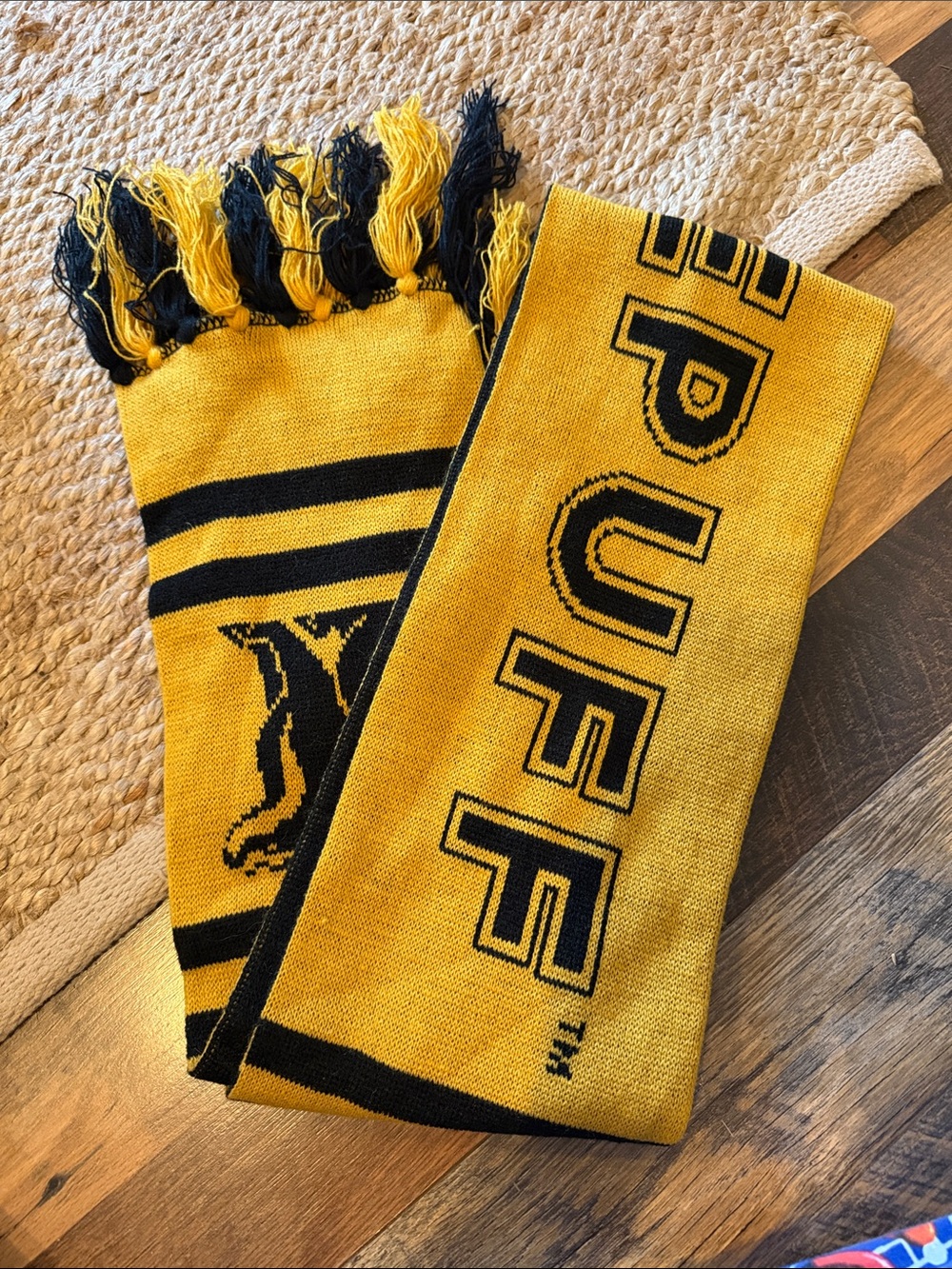 Hufflepuff Scarf Harry Potter